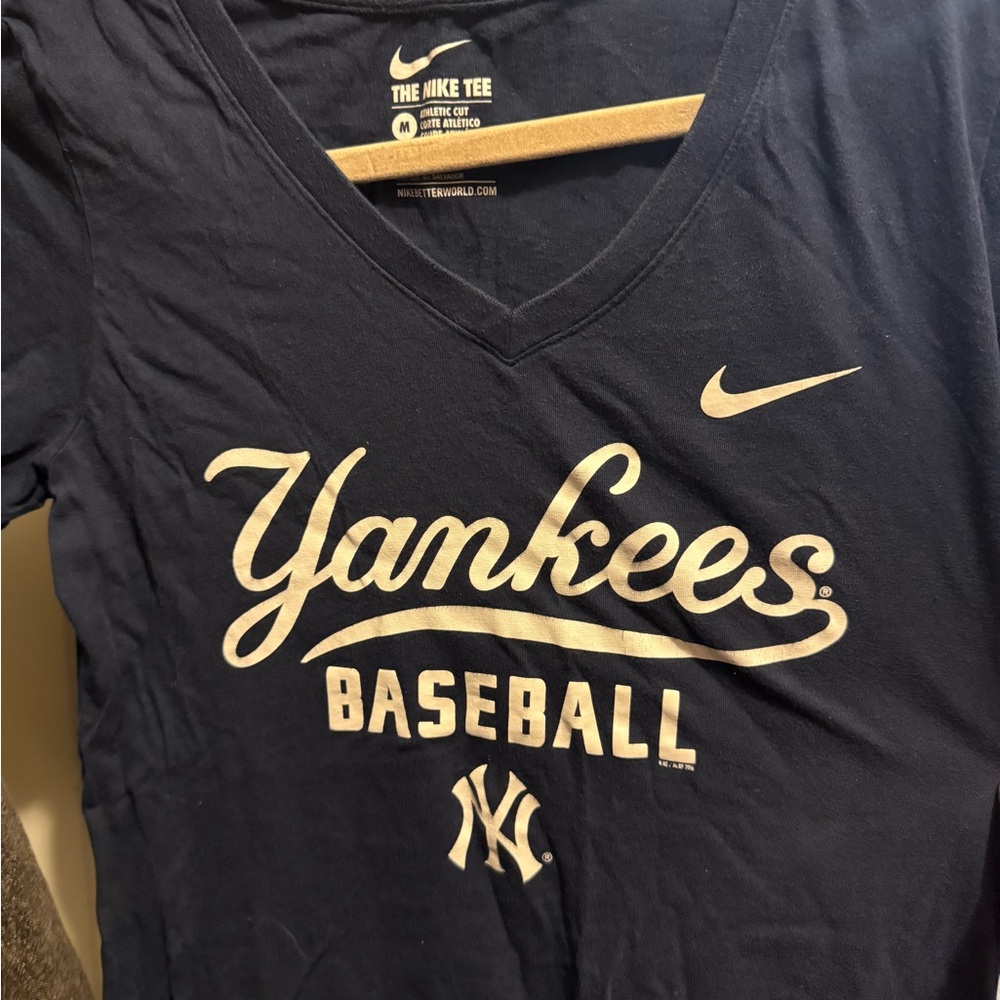 Nike Navy New York Yankees V-Neck Tee